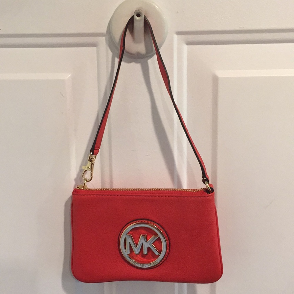 NWT Fulton Mandarin Leather Wristlet - Picture 1 of 5